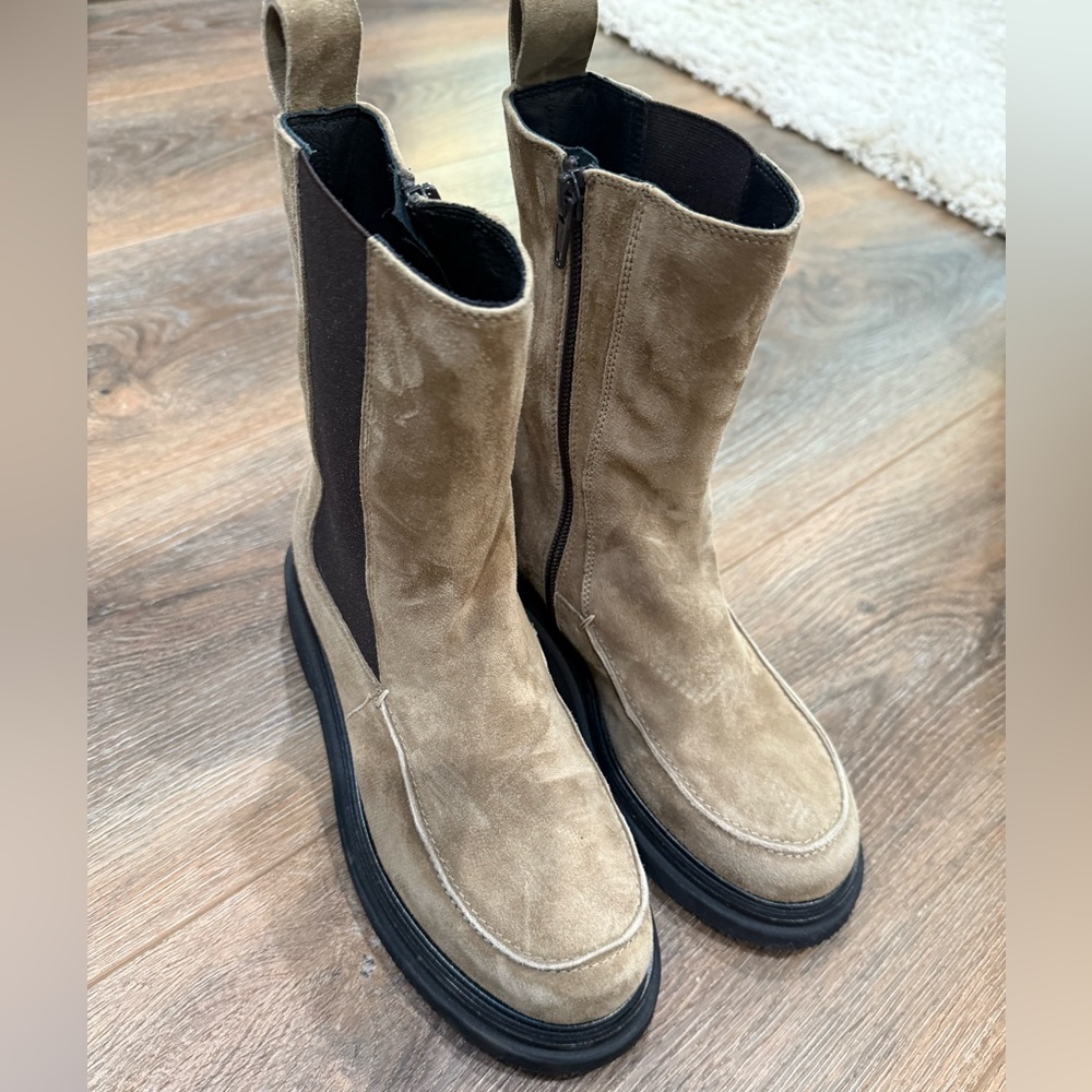 Like New Tan Suede Ankle Boots - Size 37